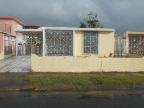 11 Guaynanilla St B, Caguas, PR 00727