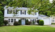 93 Deerfield Ln Matawan, NJ 07747