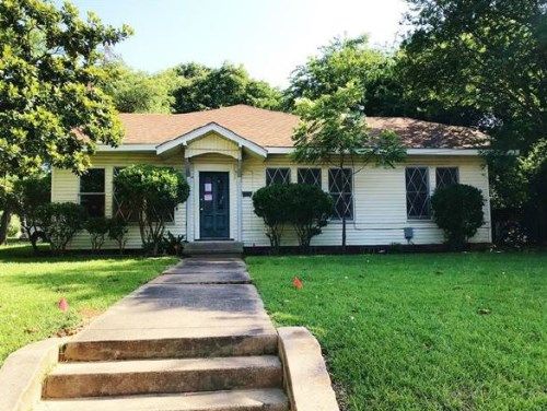 224 College St, Pittsburg, TX 75686