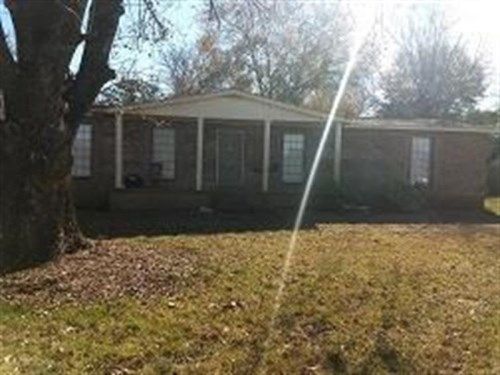 5190 PAIGE HILLS DRIVE, Elmore, AL 36025