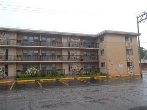 11908 Gregory St Unit 2, Blue Island, IL 60406