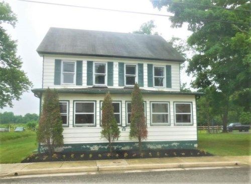 68 N RAILROAD AVE, Pedricktown, NJ 08067