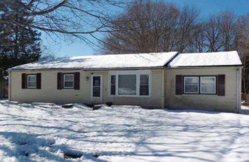 5 Park Dr, Clinton, CT 06413