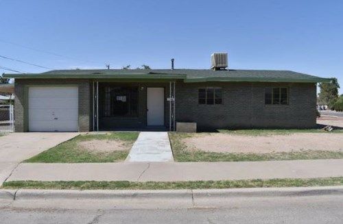 407 Saint Marys Dr, El Paso, TX 79907