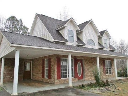 88 Cook Street, Tallapoosa, GA 30176