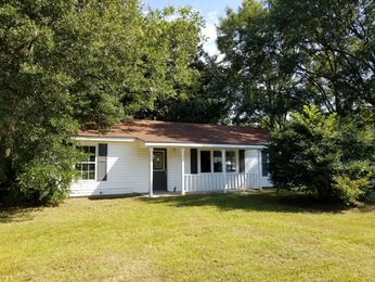 102 W 16th St, Bay Minette, AL 36507