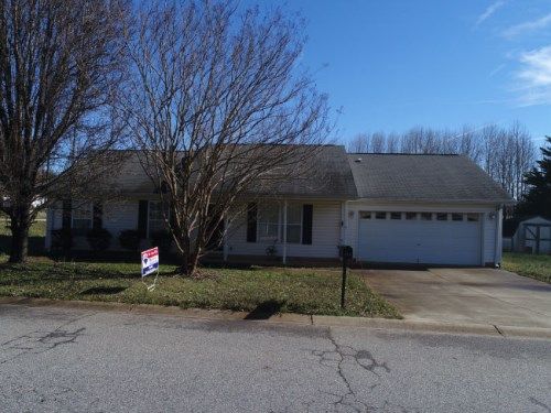 111 BELL WEATHER DR, Duncan, SC 29334