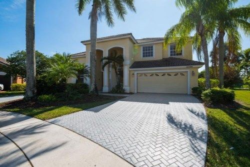 12590 Torbay Dr, Boca Raton, FL 33428