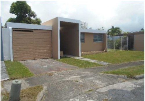 Lot 10 Kennedy St, San Juan, PR 00926