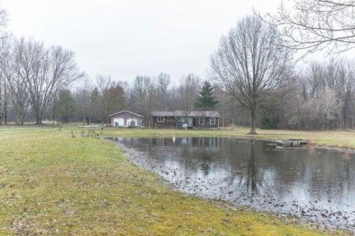 10551 McClain Rd, Newton Falls, OH 44444