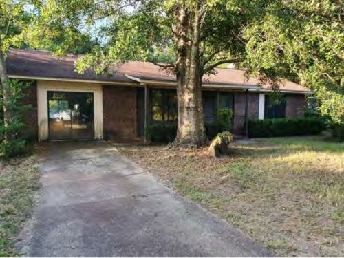 6492 Wilmar Ave, Milton, FL 32570