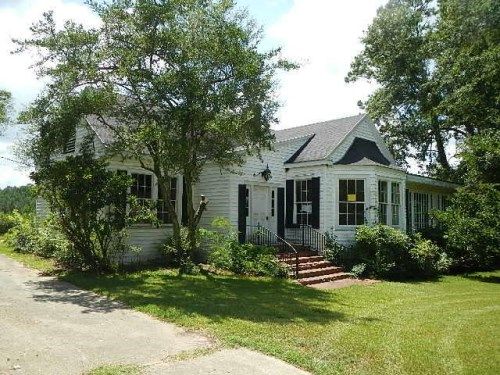 421 Oak St, Mansfield, LA 71052