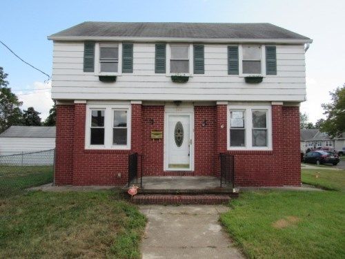 322 5th St, Paulsboro, NJ 08066