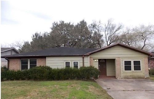 719 Stansel Dr, Alvin, TX 77511