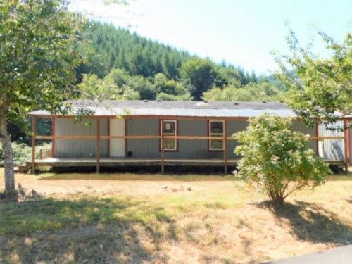 5250 Nashville Road, Eddyville, OR 97343