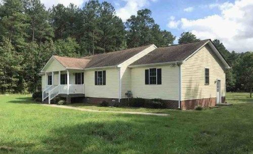 13385 Centerville R, Disputanta, VA 23842