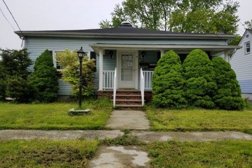 81 Leo St., Edison, NJ 08817