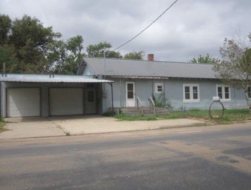 820 E 4th Street, Dalhart, TX 79022