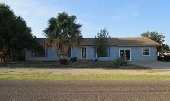 504 E 22nd St, Crane, TX 79731