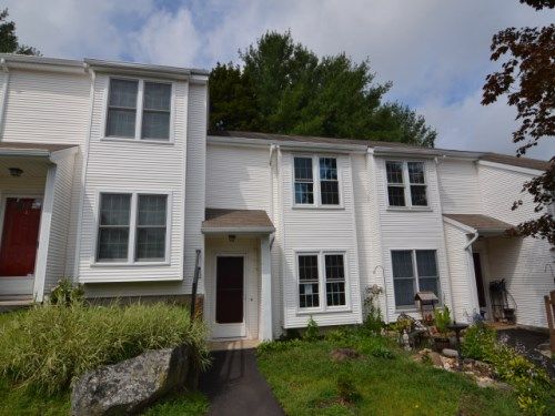 35 Deerwood Lane #9, Waterbury, CT 06704