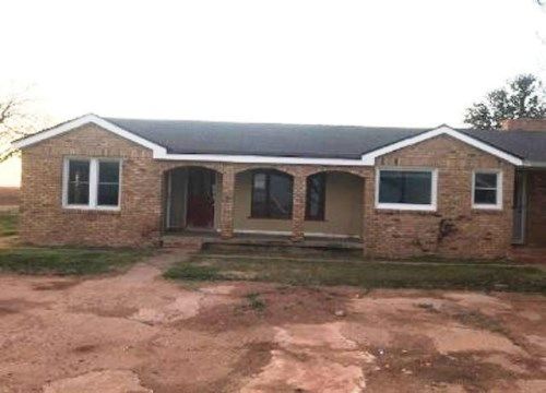 3020 Cr 105, Plainview, TX 79072