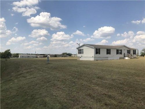 9113 Montana St, Joshua, TX 76058