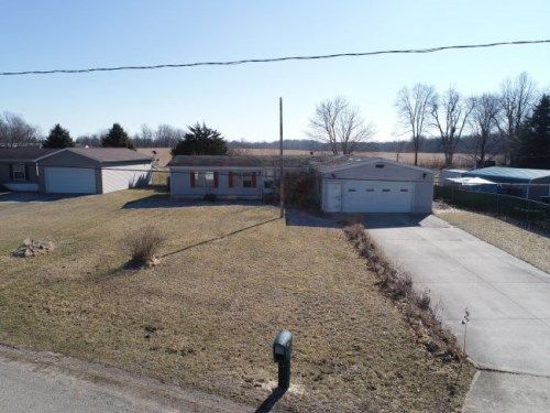 109 WRIGHT RD, Quincy, MI 49082