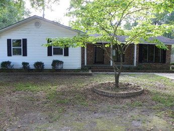 115 Robinhood Rd, Hartsville, SC 29550