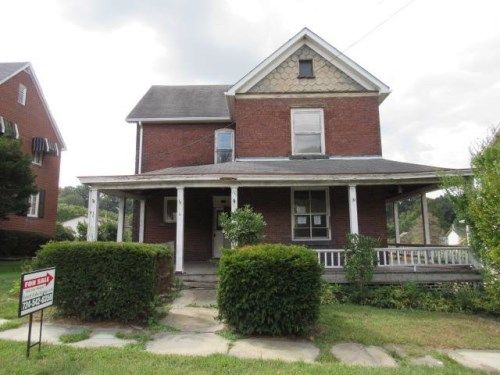 112 Broadway Street, West Newton, PA 15089