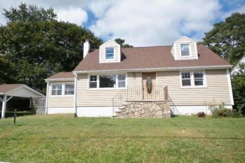 91 Beech St, Dover, NJ 07801