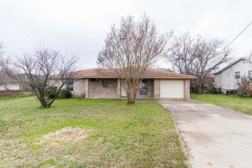 1108 Cedar Dr, Marble Falls, TX 78654