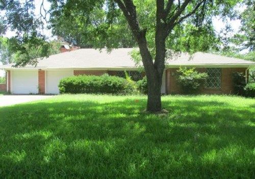 204 N Holland St, Eustace, TX 75124