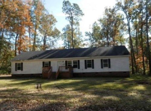 237 Pineneedle Cir, Johnsonville, SC 29555