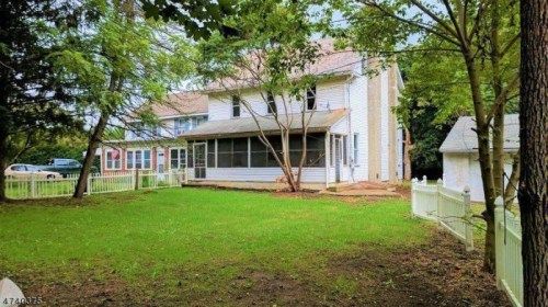 585 COUNTY ROAD 627, Bloomsbury, NJ 08804