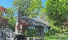 18 DAVIS ST Melville, NY 11747