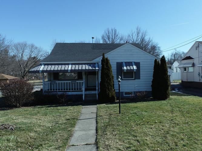 553 Federal Dr, Sharon, PA 16146