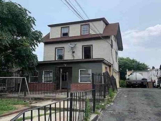 3121 105TH ST, East Elmhurst, NY 11369