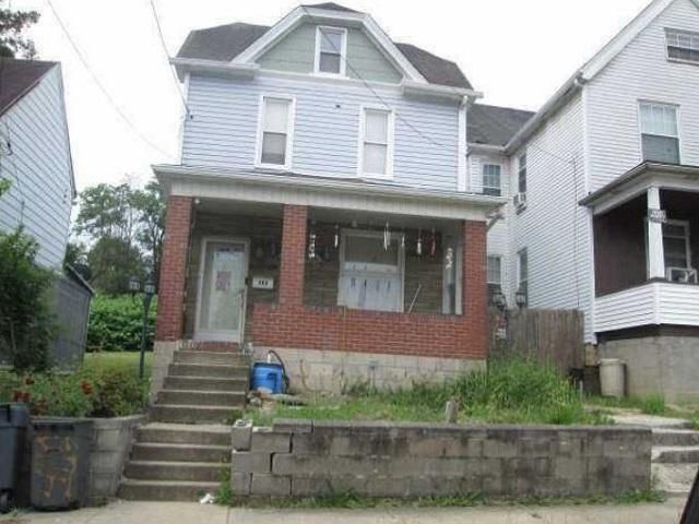 109 LONGFELLOW ST, Vandergrift, PA 15690