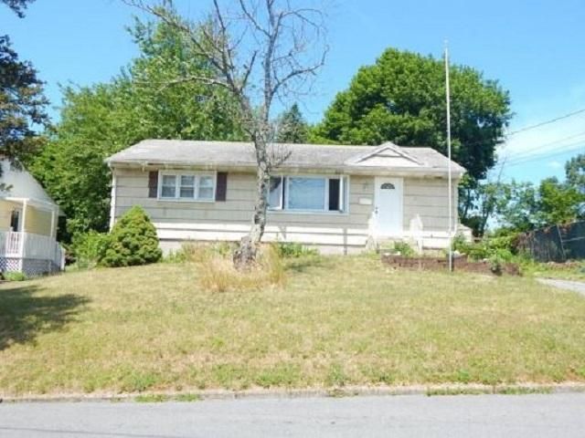 19 SHERMAN DR, Newburgh, NY 12550