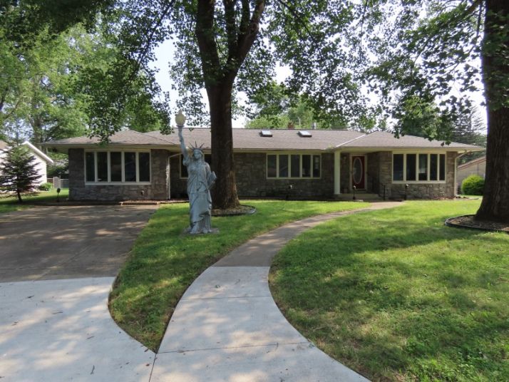 233 Shady Lane Dr, Wabash, IN 46992