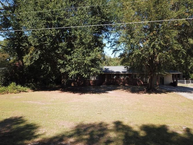 200 KNIGHT RD, Cheraw, SC 29520