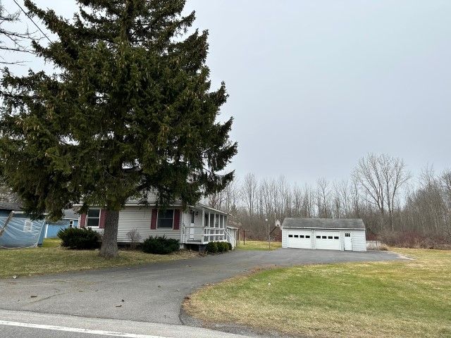 8649 Lakeport Rd, Chittenango, NY 13037