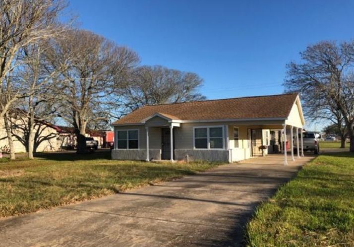 202 N AVENUE D, Freeport, TX 77541