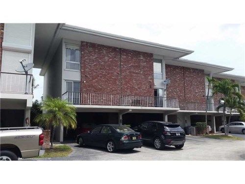 6829 Brookline Dr # 6829, Hialeah, FL 33015