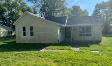 144 N Chestnut St Dana, IN 47847