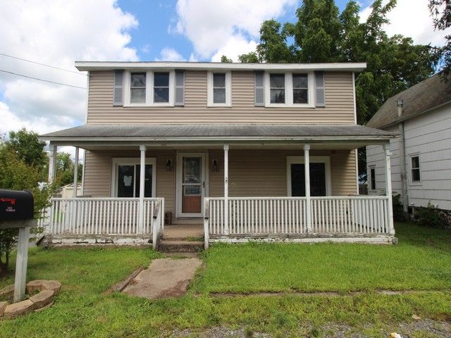 5439 Baldwin St, Brewerton, NY 13029