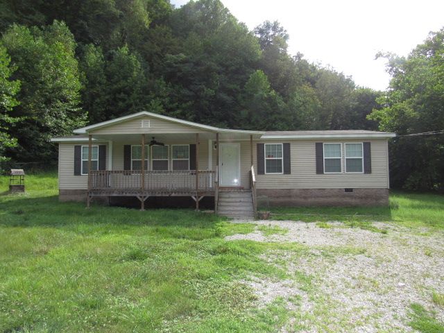 11583 Harts Creek R, Harts, WV 25524