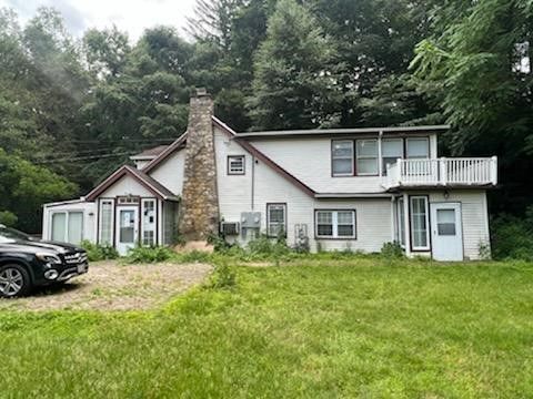 390 E Main St, Centerport, NY 11721