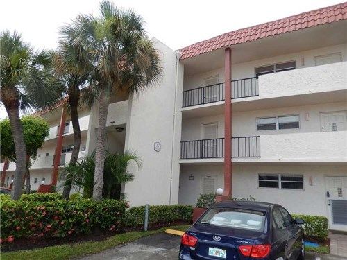 9520 S Hollybrook Lake Dr # 205, Hollywood, FL 33025