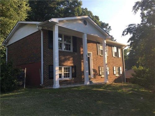 2732 Carriage Lane, Atlanta, GA 30349